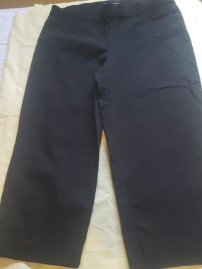 Counterparts Woman's Black Stretch Pull-On Trousers